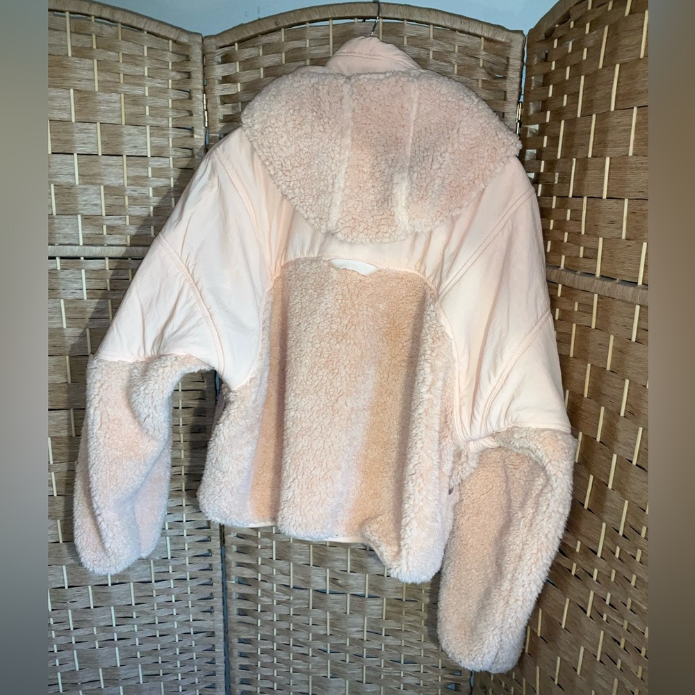 Free People Adventure Awaits Puffy Teddy - Picture 4 of 16